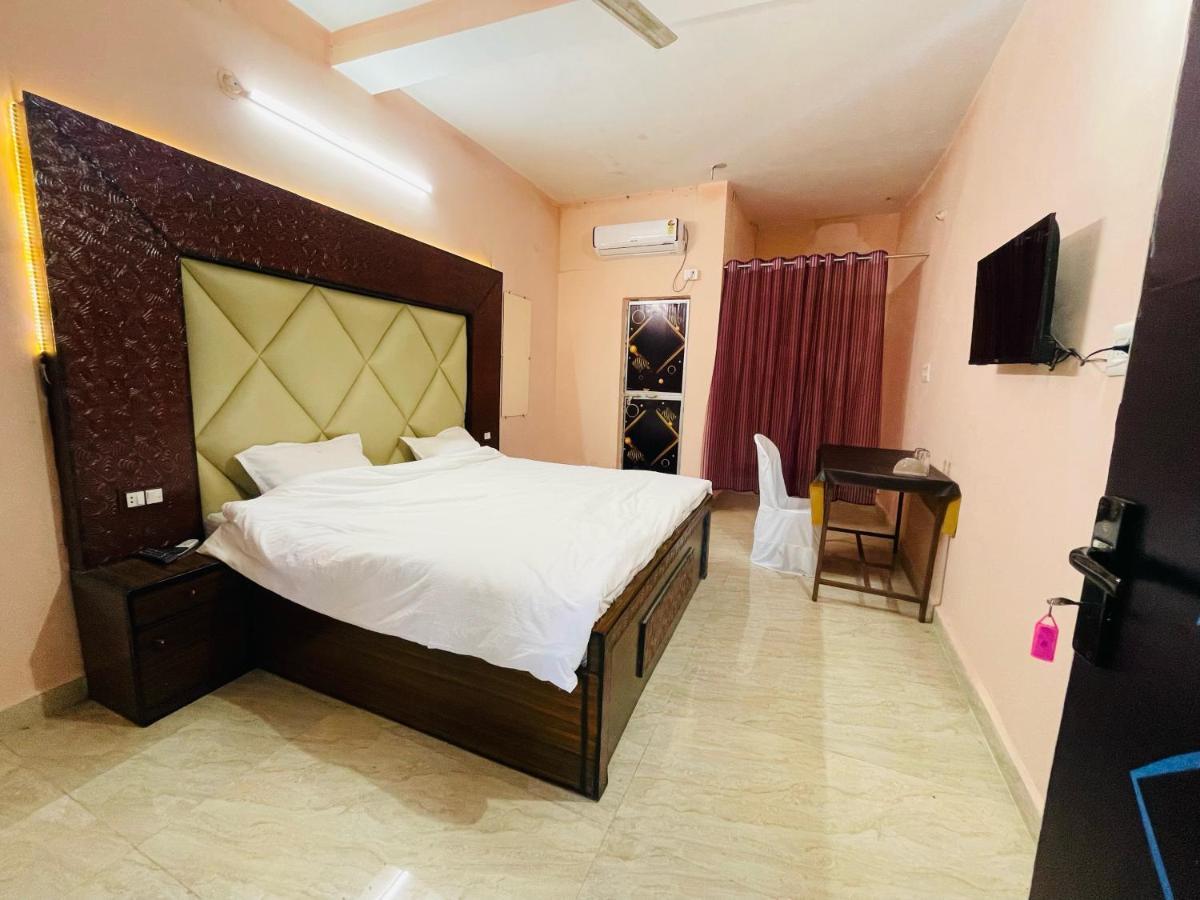 Hotel Green Park Jabalpur Bagian luar foto