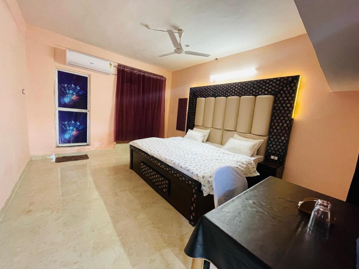 Hotel Green Park Jabalpur Bagian luar foto