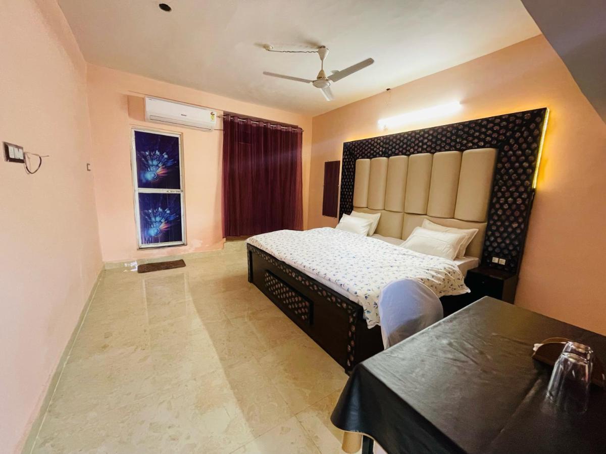 Hotel Green Park Jabalpur Bagian luar foto