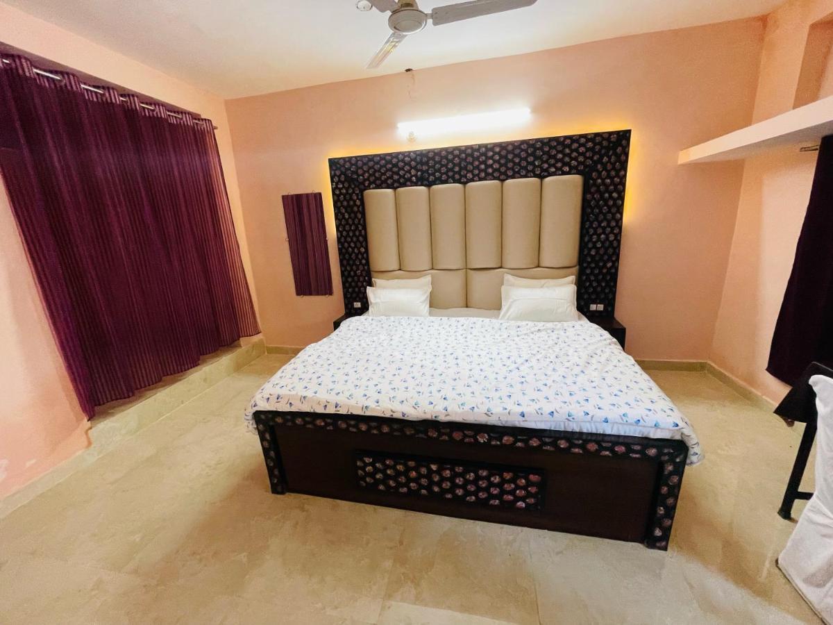 Hotel Green Park Jabalpur Bagian luar foto