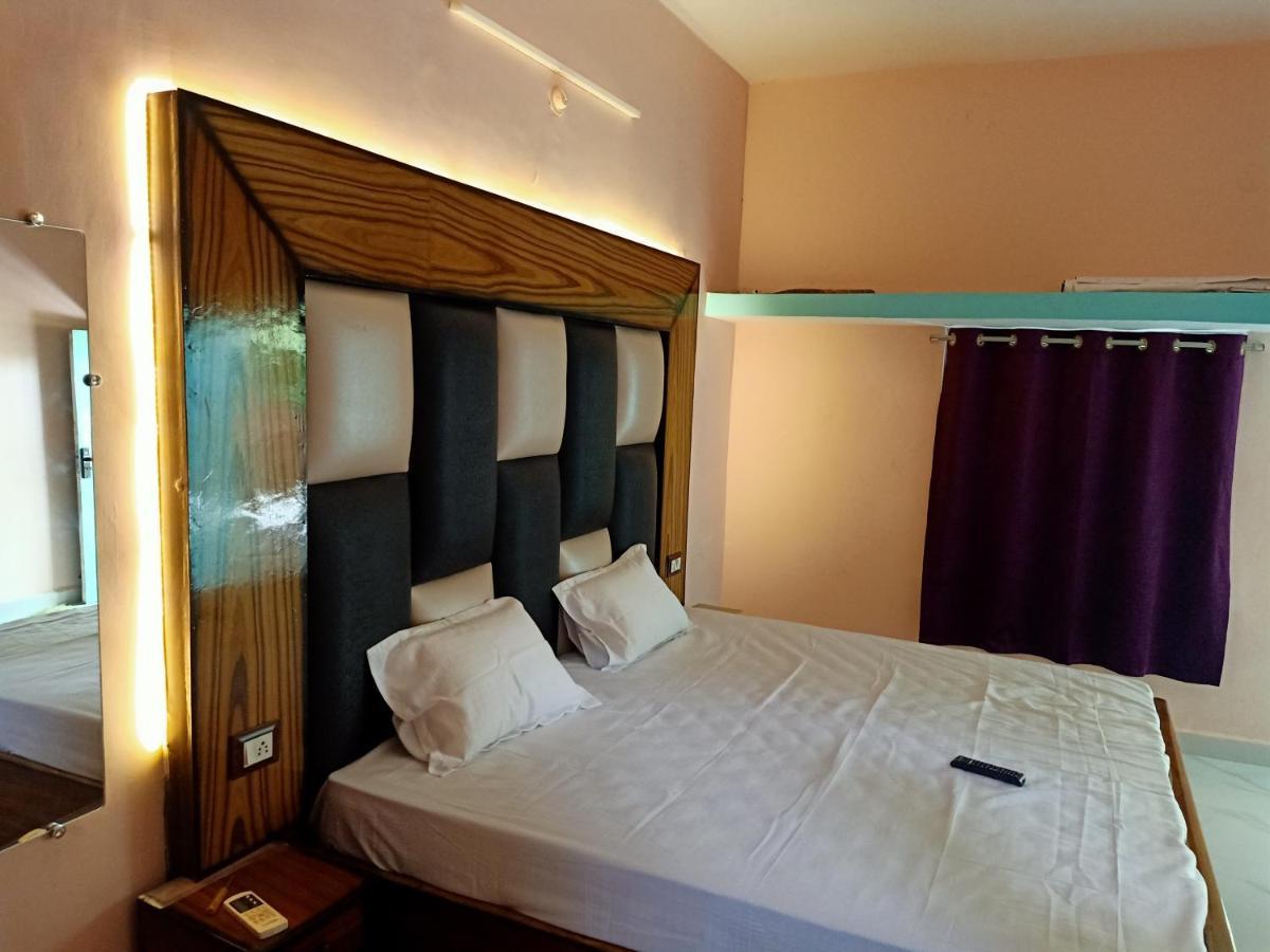 Hotel Green Park Jabalpur Bagian luar foto